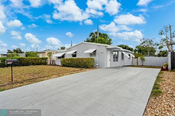 1421 N 69th Ave,  Hollywood,  FL 33024