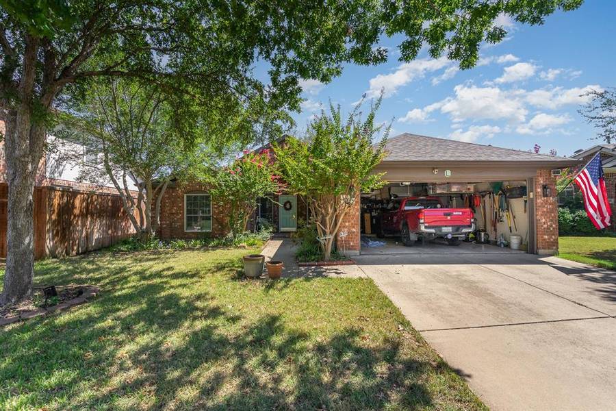 2516 Graystone Lane, Corinth, TX 76210