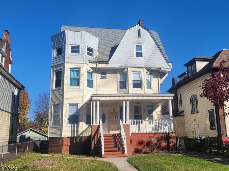 108 Carnegie Ave, East Orange City, NJ 07018