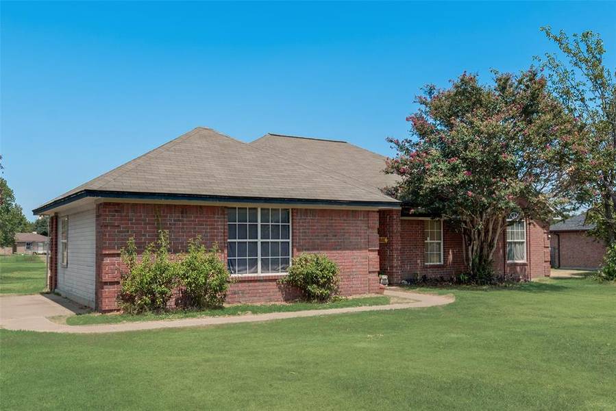 201 Anita Lane, Waxahachie, TX 75165