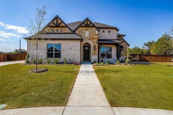 5201 Rutherford Drive, Midlothian, TX 76065