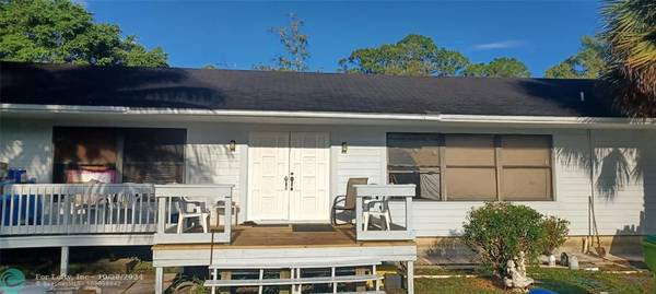 2345 E Rd E, Loxahatchee Groves, FL 33470