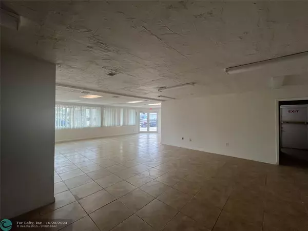 Hallandale Beach, FL 33009,203 E Hallandale Beach Blvd  #201-203