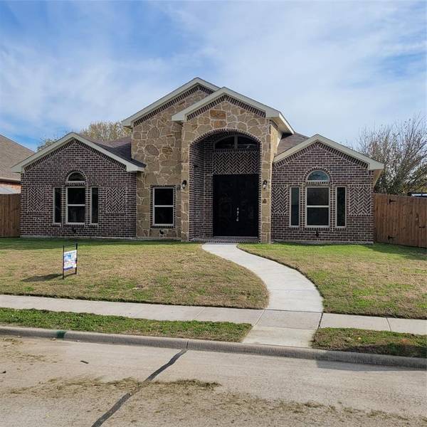 Rowlett, TX 75089,5917 Cedar Lane