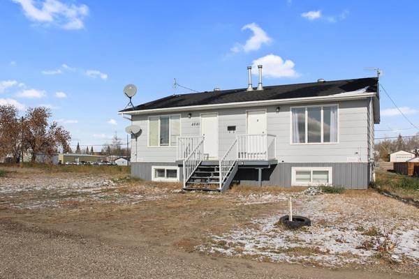 4840 49 AVE, Irma, AB T0B 2H0