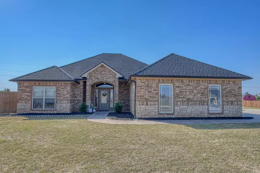 338 NE Simmons Circle, Fletcher, OK 73541