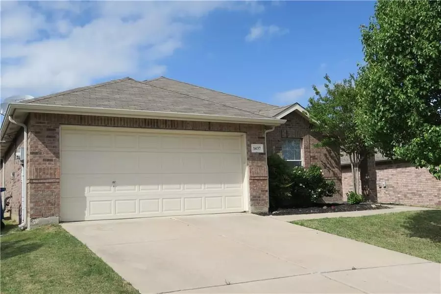 1437 Water Lily Drive, Little Elm, TX 75068