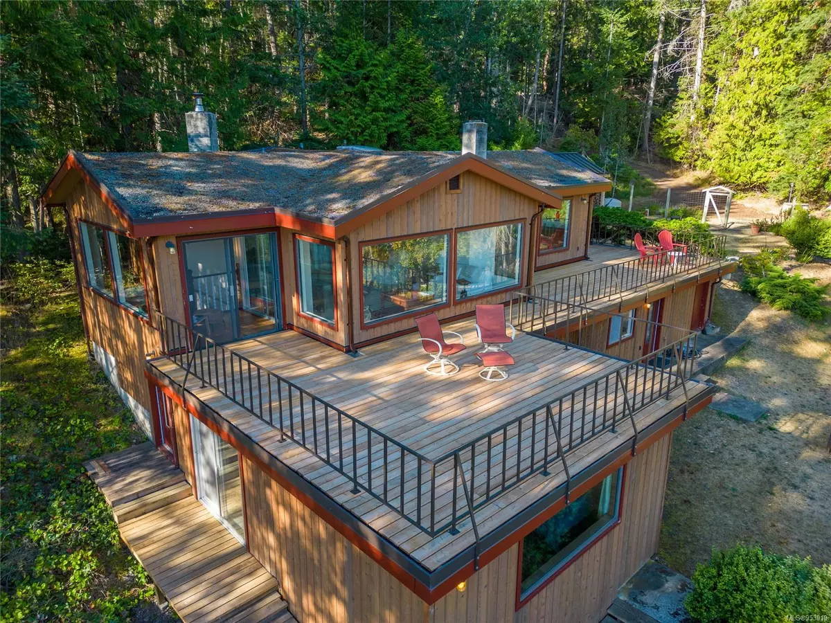 Galiano Island, BC V0N 1P0,1361 Sturdies Bay Rd