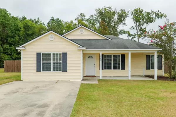 525 Bryson Circle,  Hahira,  GA 31632