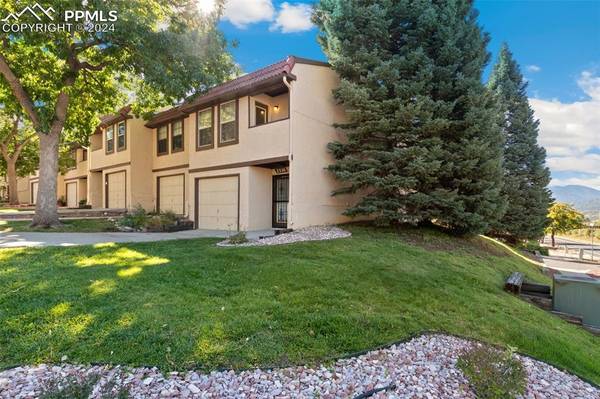 Colorado Springs, CO 80904,2350 Villa Rosa DR