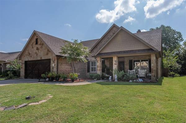 3145 Shoreline Drive,  Burleson,  TX 76028