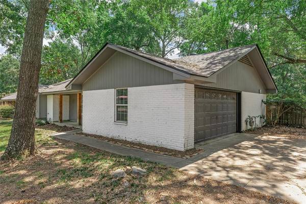 Haughton, LA 71037,9100 Dogwood Trail