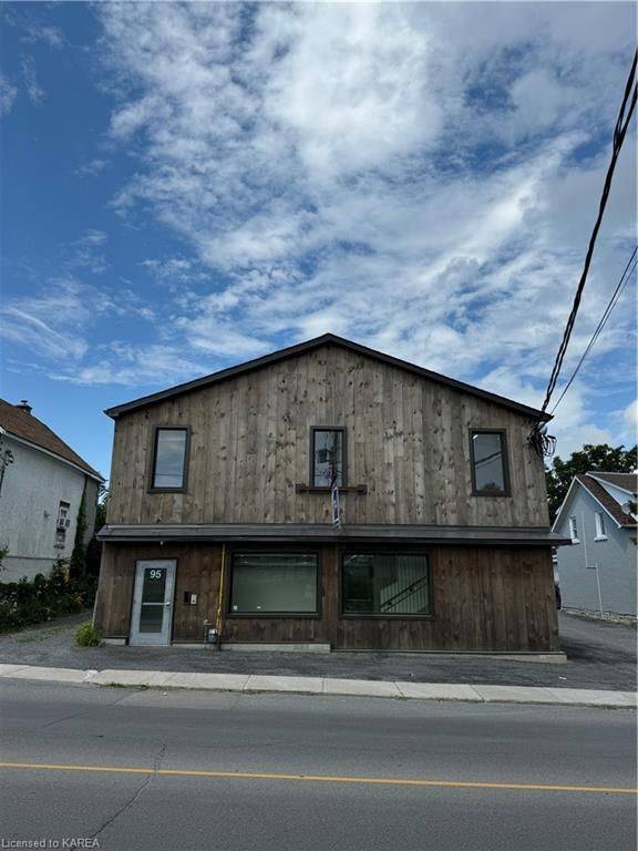 Kingston, ON K7K 2A8,95 CONCESSION ST #106