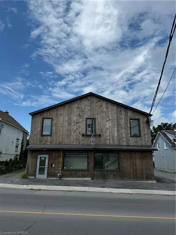 Kingston, ON K7K 2A8,95 CONCESSION ST #204