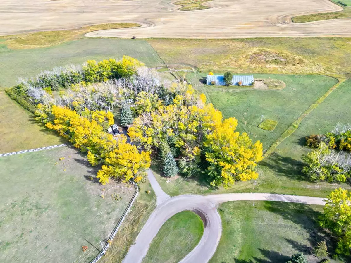 Rural Foothills County, AB T1S 4G4,98060 2248 DR East