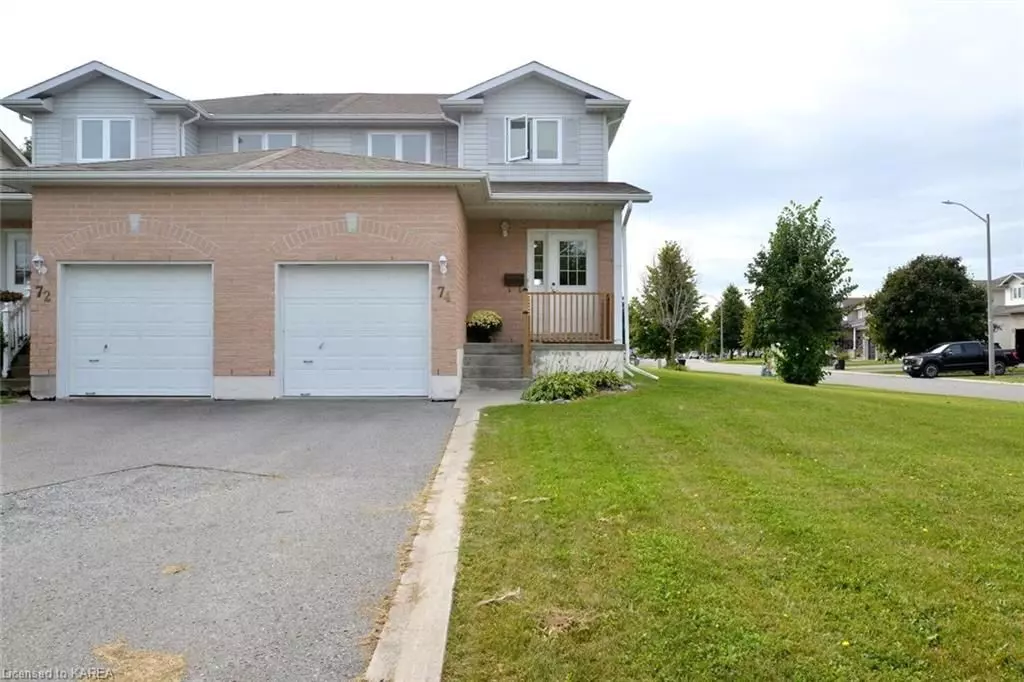 Loyalist, ON K7N 1Y5,74 MCKEOWN CRES