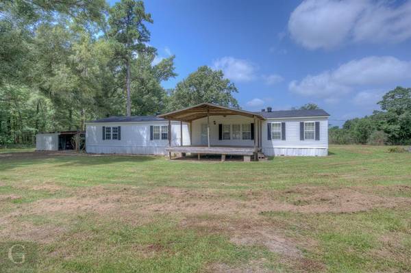 1861 Old Plain Dealing Road,  Benton,  LA 71006