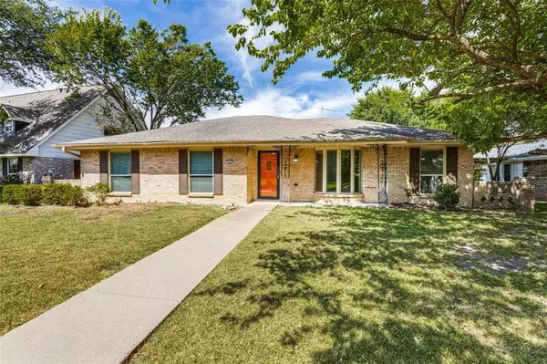 428 Pleasant Valley Lane, Richardson, TX 75080