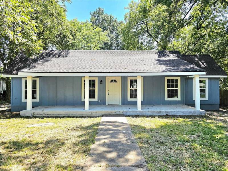 1201 S 5th Street, Bonham, TX 75418