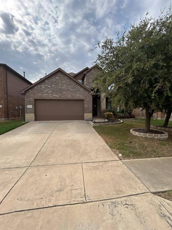 15612 Carlton Oaks Drive, Fort Worth, TX 76177