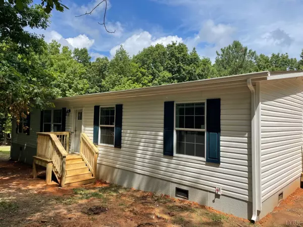 289 Falling Springs Rd, Concord, VA 24538