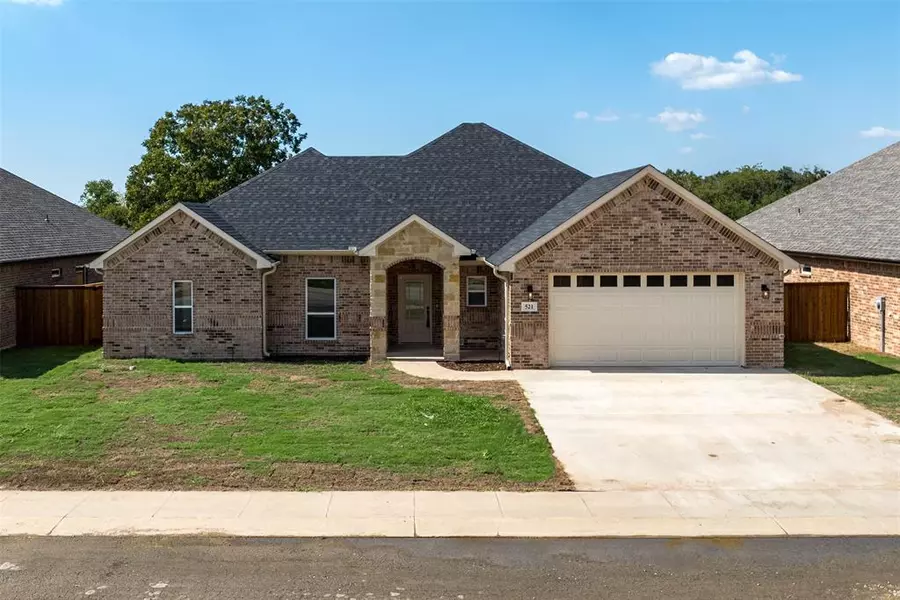 521 Limestone Circle, Mabank, TX 75147