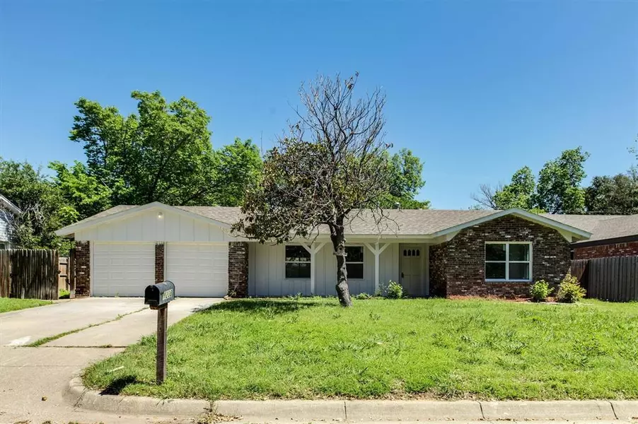 4208 Ashmore Drive, North Richland Hills, TX 76180