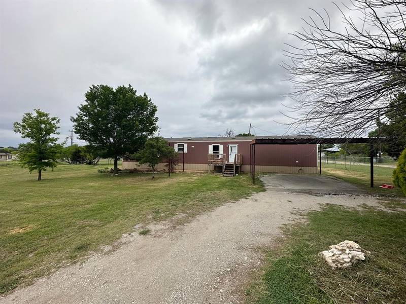 217 Lois Circle, Granbury, TX 76049