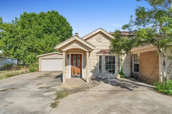 1422 Audra Lane, Denton, TX 76209