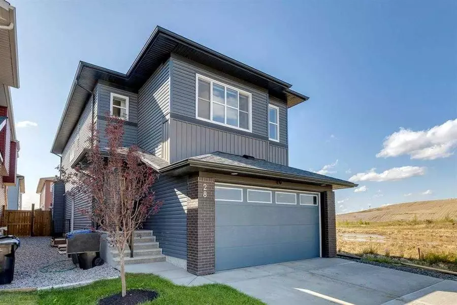 28 Walgrove LNDG Southeast, Calgary, AB T2X 4C7