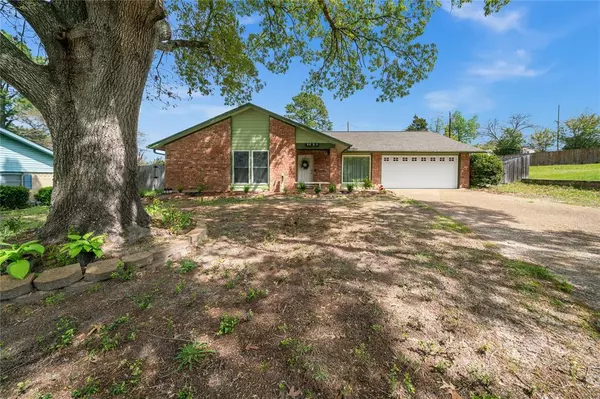 Athens, TX 75751,109 Karen Court