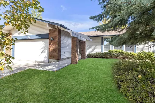 124 Midpark DR SE, Calgary, AB T2X1S8