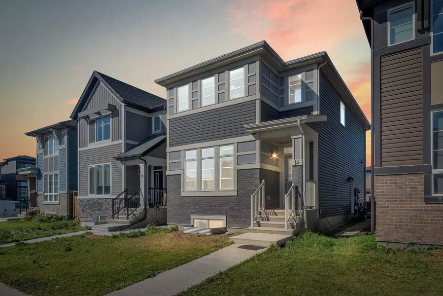 14 Corner Meadows Common NE, Calgary, AB T3N 1K1