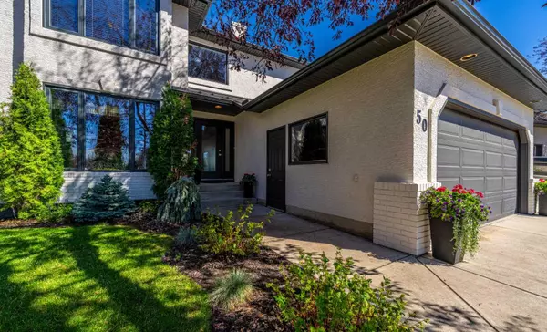 Calgary, AB T3A 5J3,50 Hampstead CIR Northwest