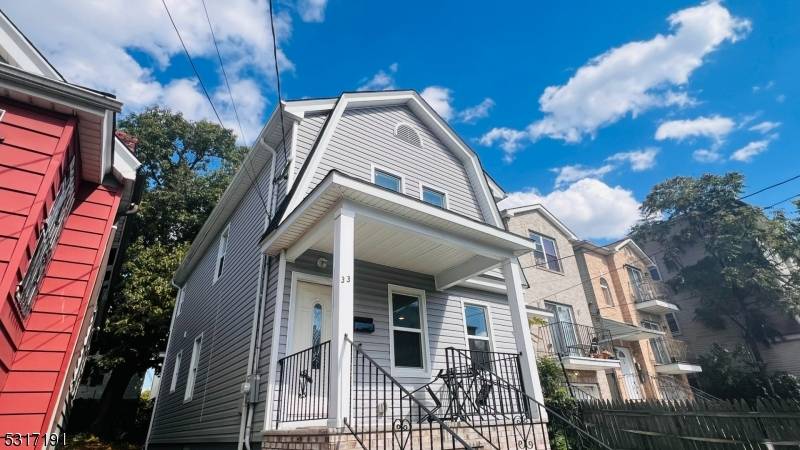 33 Bragaw Ave, Newark City, NJ 07112