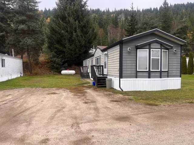 Clearwater, BC V0E 1N2,3 851 OLD N THOMPSON HIGHWAY