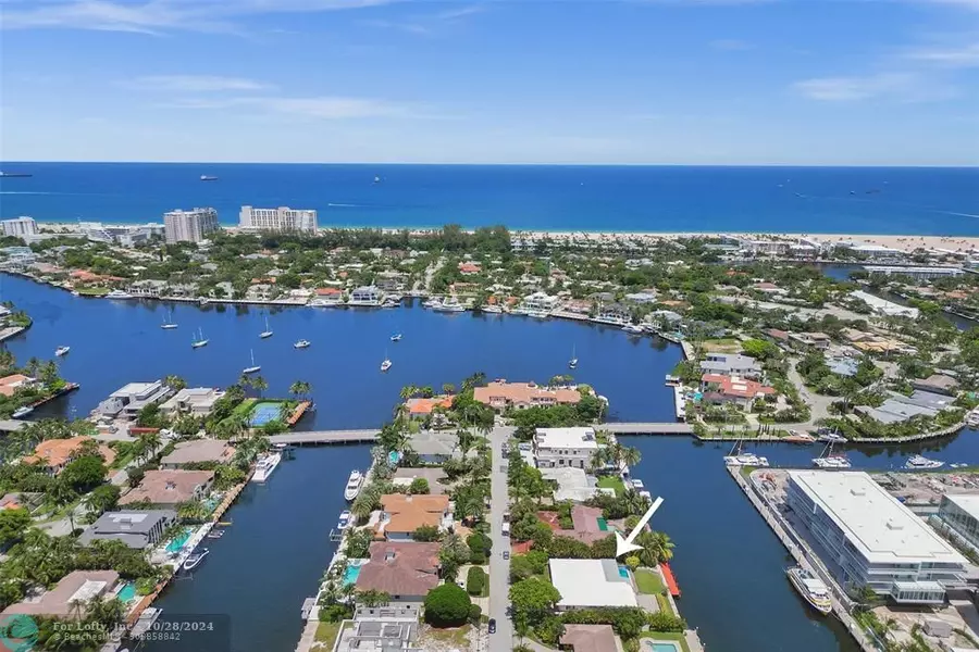 2552 Mercedes Dr, Fort Lauderdale, FL 33316