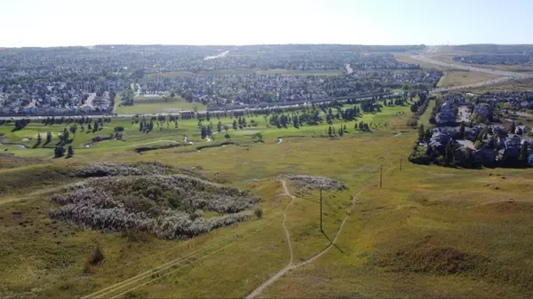 Calgary, AB T3K 0H8,170 Panamount RD Northwest