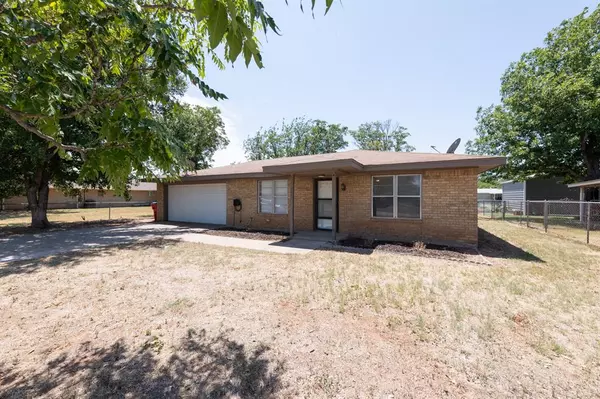 Holliday, TX 76366,505 N Main