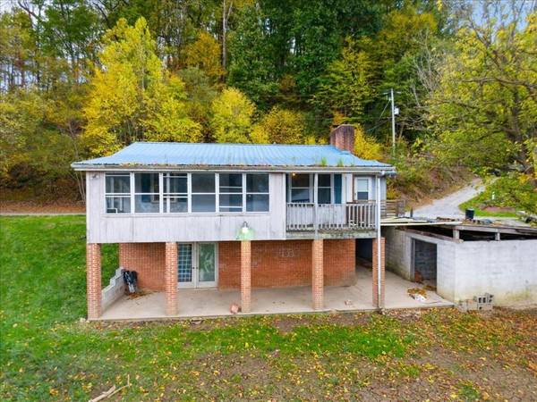 2532 Bethel Church Road, Hiwassee, VA 24347