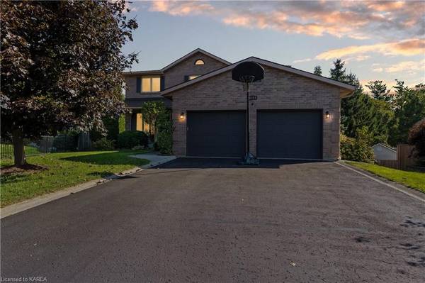 Kingston, ON K7P 2S4,1098 CAITLIN CRES