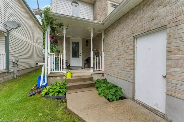 Kingston, ON K7M 8L2,874 WALKER CT