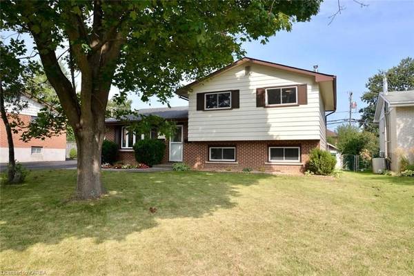 Kingston, ON K7M 5T5,580 CHESHAM PL