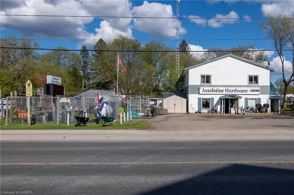 South Frontenac, ON K0H 2W0,6826 HIGHWAY 38 N/A