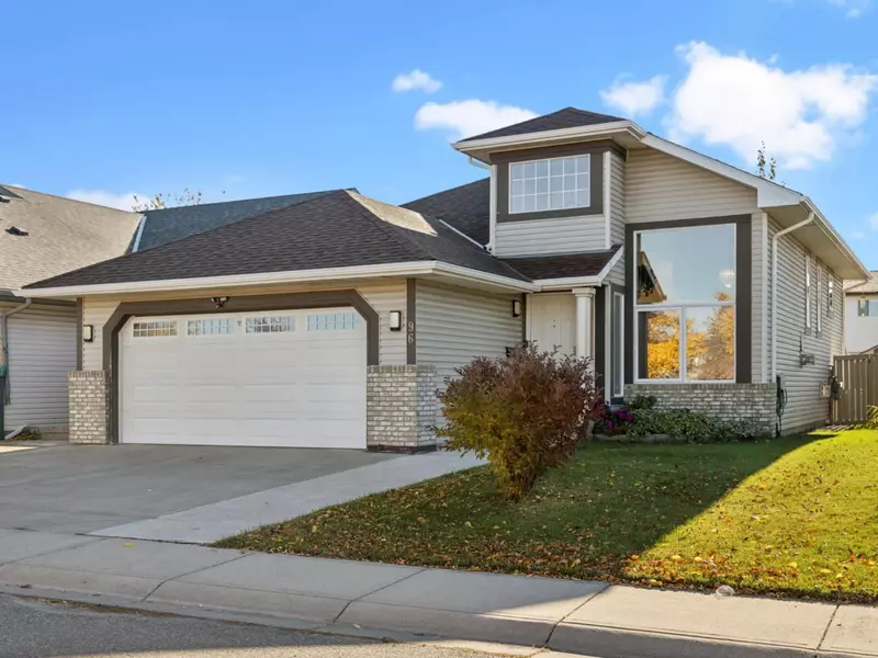 96 Applecrest CRES Southeast, Calgary, AB T2A 7N8