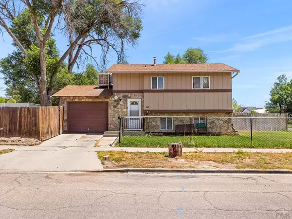 1702 Blake St, Pueblo, CO 81003