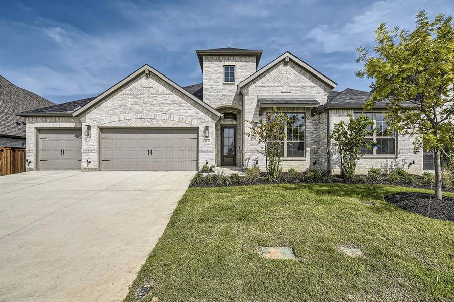 212 Shoreview Drive, Rhome, TX 76078