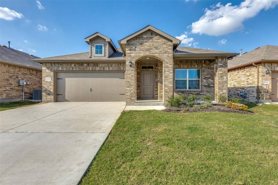 5428 Gold Pond Drive, Fort Worth, TX 76179