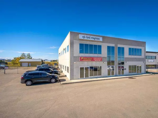 Lloydminster, AB T9V 0W6,5912 50 AVE