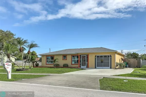 2532 SE Mariposa Ave, Port St Lucie, FL 34952